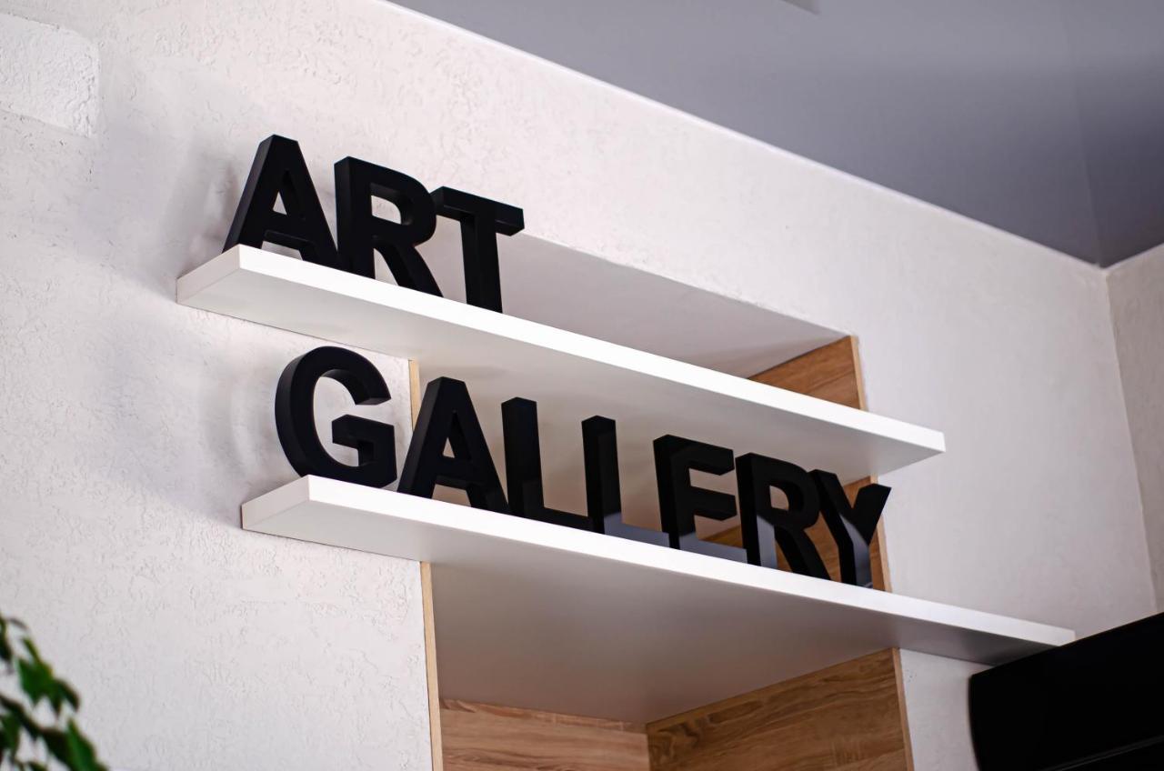 Отель Art Gallery Odessa Exterior foto